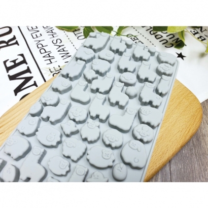 2060 可愛羊駝軟糖模