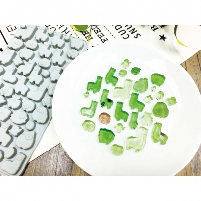 2060 可愛羊駝軟糖模