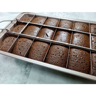 G7371 多用途18格不沾烤模